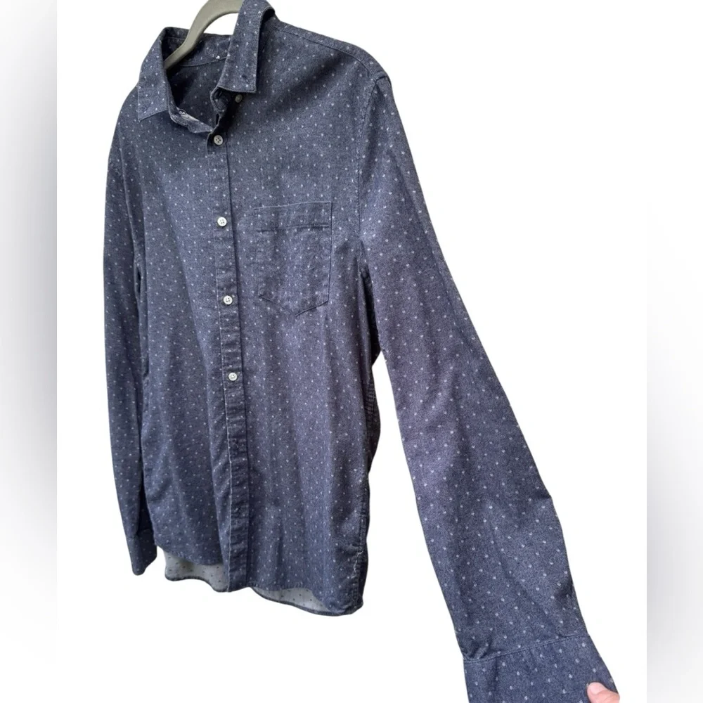 H&M Blue Casual Button Down Shirt with Classic Collar size Medium - Picture 5 of 8